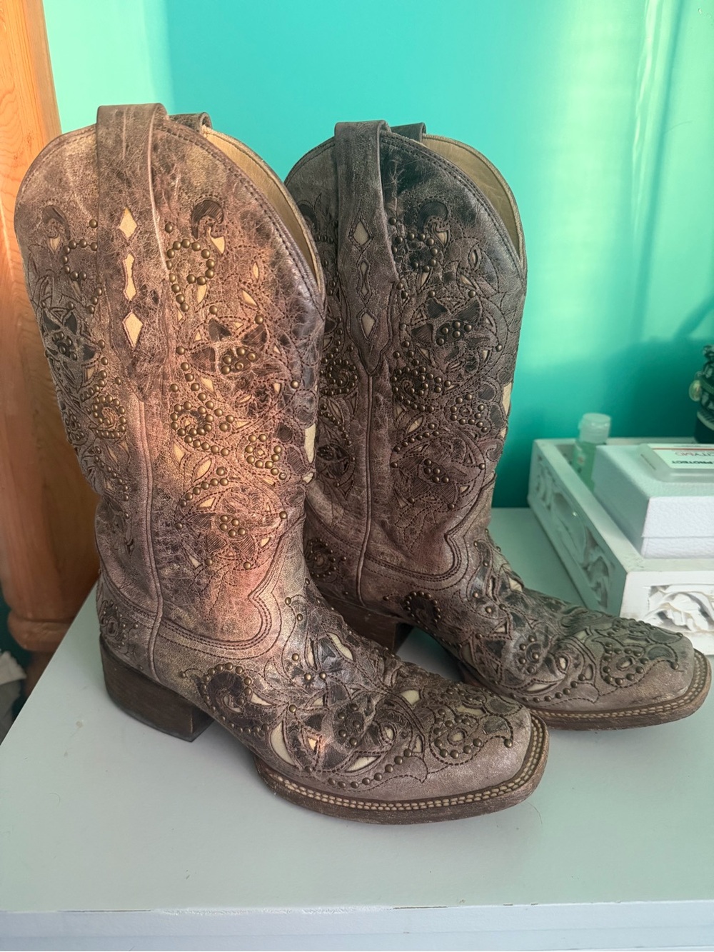 Corral 1098 Bone Crater Brown leather pull on western cowboy boots